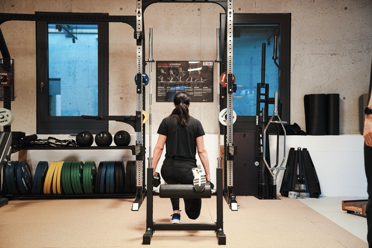 BRIKS Studio – Krafttraining am Power Rack